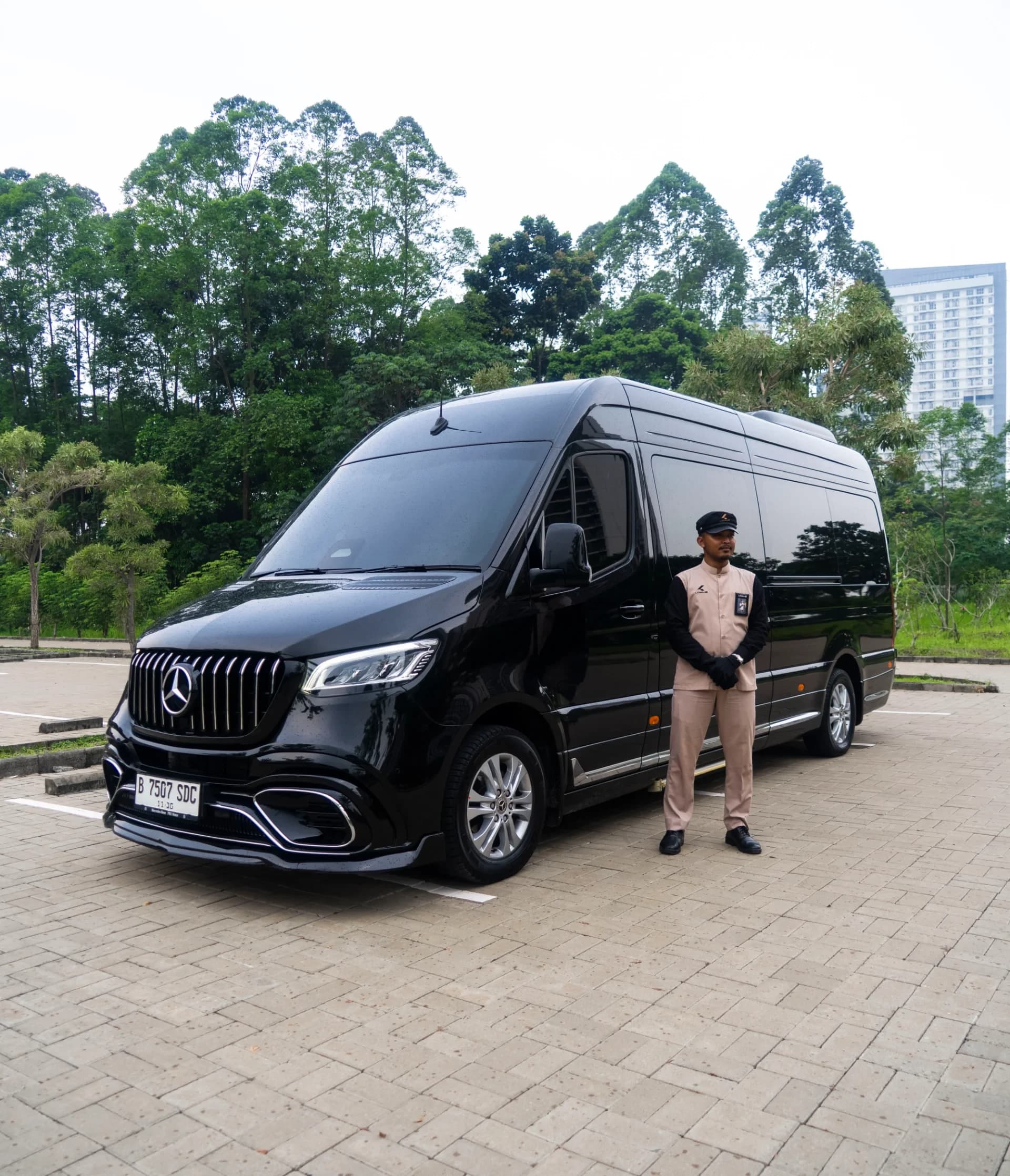 Sprinter Van bagian belakang